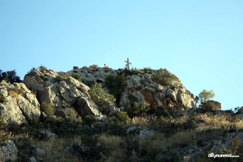 Cerro del Ope en Archena. Cruz de Hierro en la cima