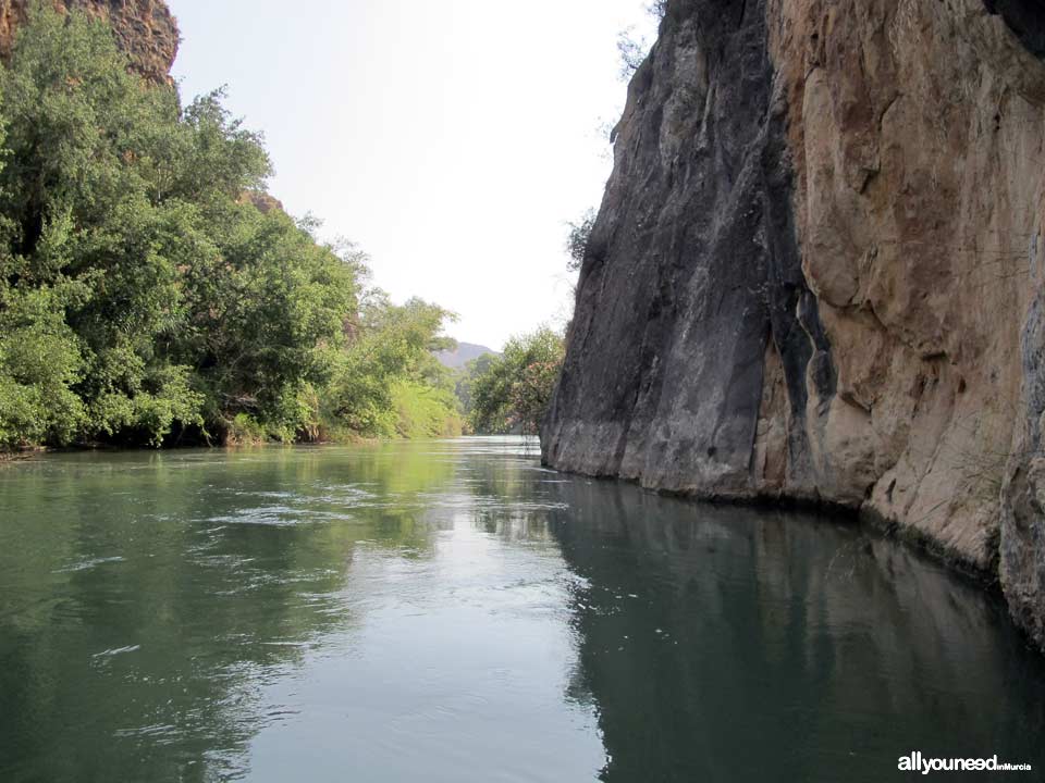 Descent of Almadenes Canyon. Calasparra and Cieza