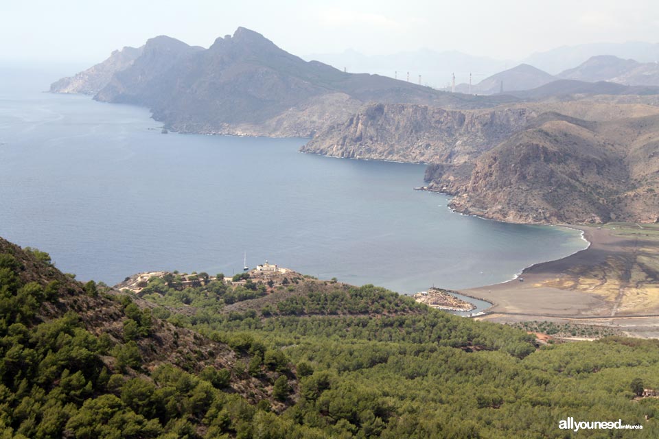 Monte de las Cenizas. Panoramic view of Portman