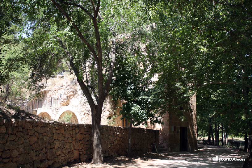 Fuentes del Marqués en Caravaca de la Cruz.Torreón de los Templarios