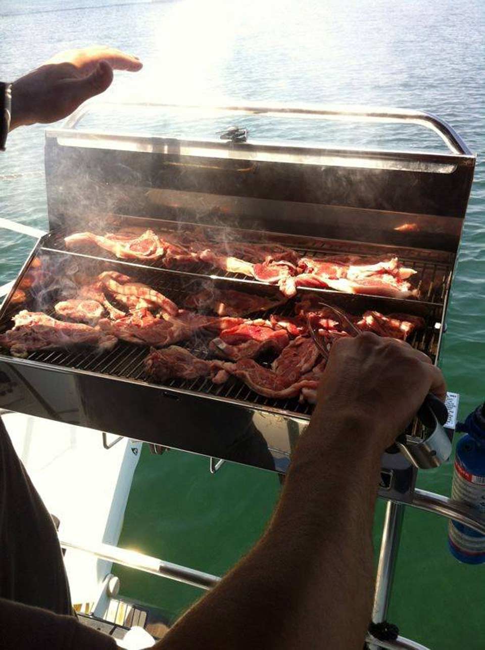 kalimacharter barbacoa on board. Rutas en Barco