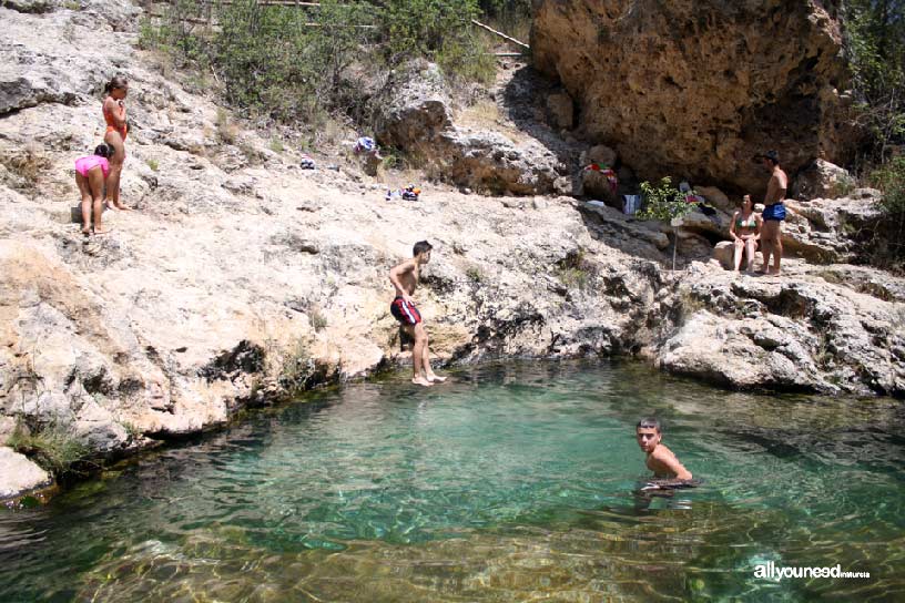 Estrecho de la Puerta y Baños de Somogil