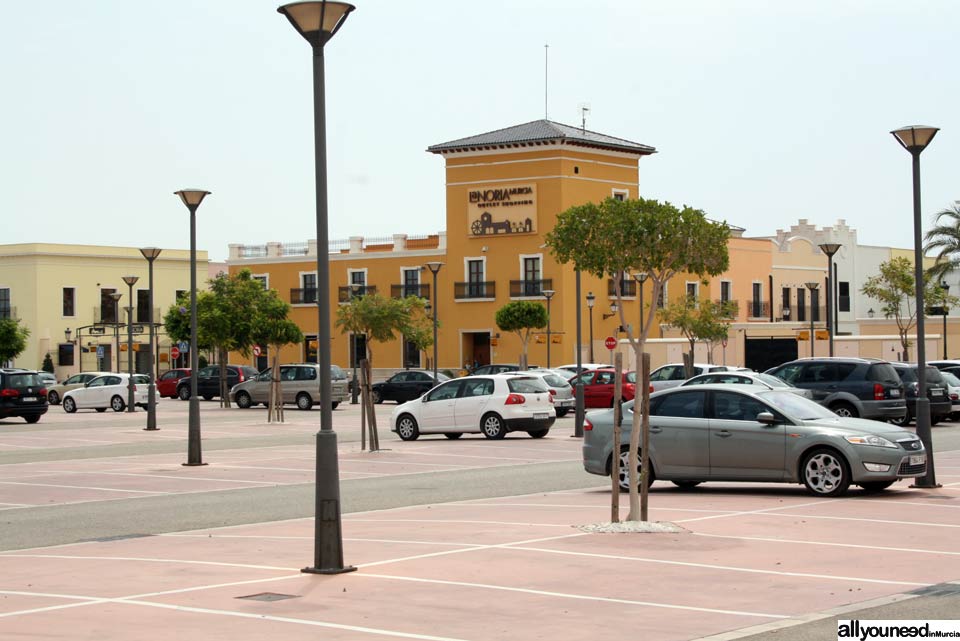 La Noria Outlet Shopping Center in Murcia