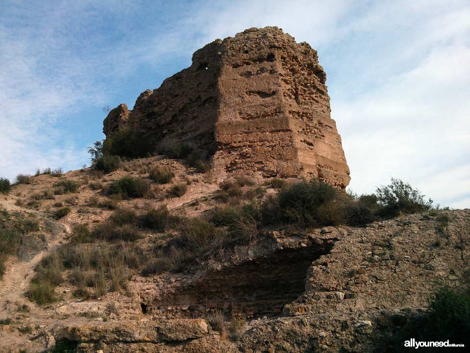 El Valle Cultural Trail. SL-MU7. Luz Castle