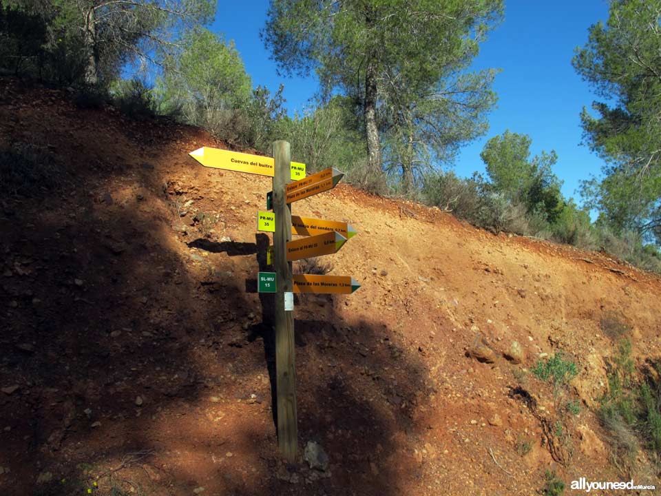 Majal Blanco Tourist Information Point. Pathway. El Valle y Carrascoy Regional Park