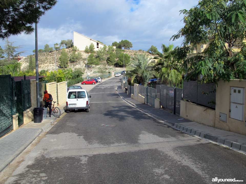 Barranco de los Cañones pathway. PR-MU53