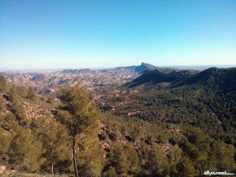 Route from Venta los civiles to Pico del Relojero. Section of trail PR-MU23