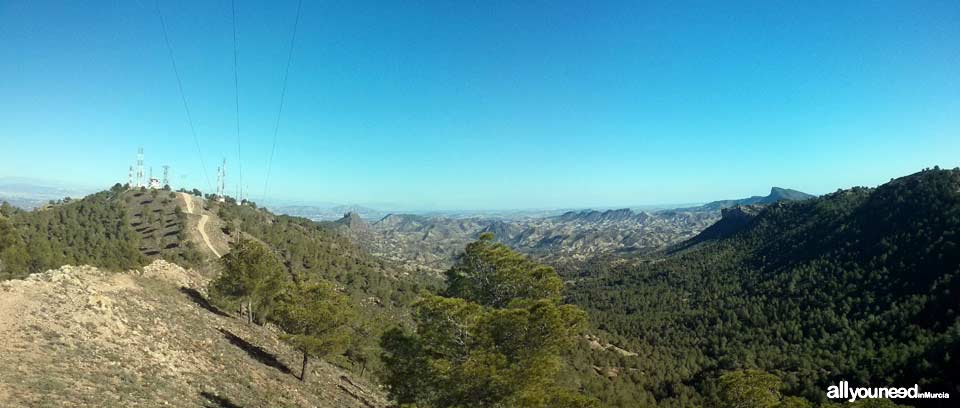 Route from Venta los civiles to Pico del Relojero. Section of trail PR-MU23