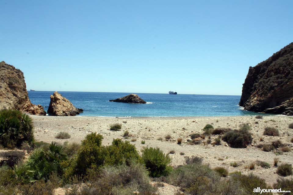 Route to the Coves of Bolete Grande, Boletes and Aguilar. Bolete Grande cove