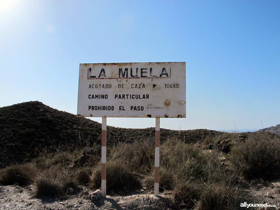 Route to the Coves of Bolete Grande, Boletes and Aguilar. Sign