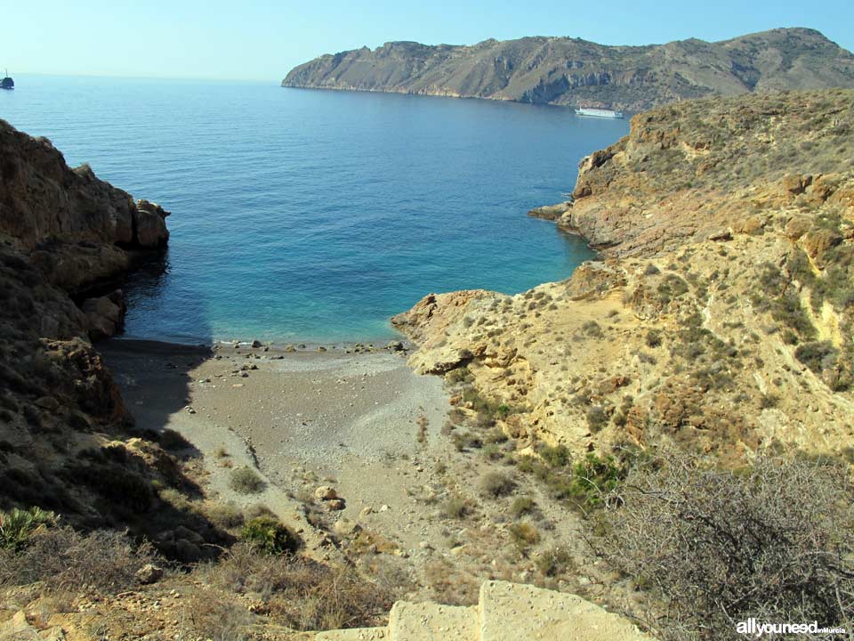 Route to the Coves of Bolete Grande, Boletes and Aguilar. Bolete cove