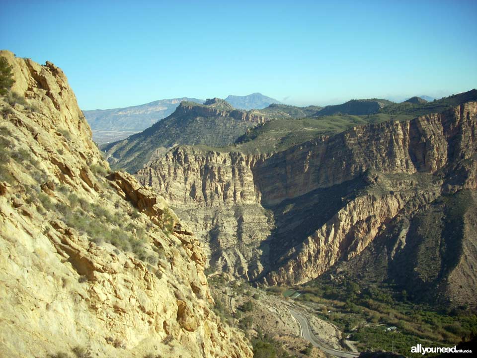 Ricote Castle. Peñascales castle. El Solvente peak