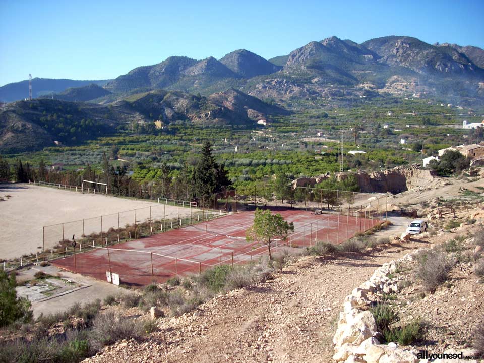 Sendero del Castillo de Ricote. Aparcamiento en el antiguo polideportivo