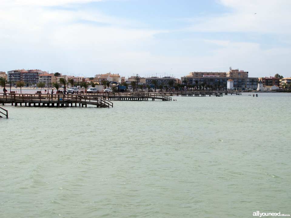 Beaches in Murcia. Mota Beach in Salinas de San Pedro del Pinatar