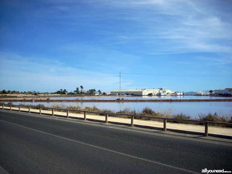 Senda del El Coterillo. Edifcios la Salinera