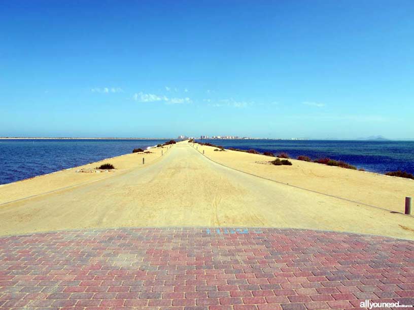 Las Encañizadas path in San Pedro del Pinatar