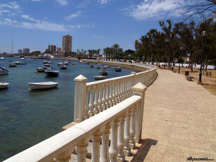 Paseo y playa del Atalayón