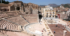 Rutas y Visitas Temáticas en el Teatro Romano de Cartagena