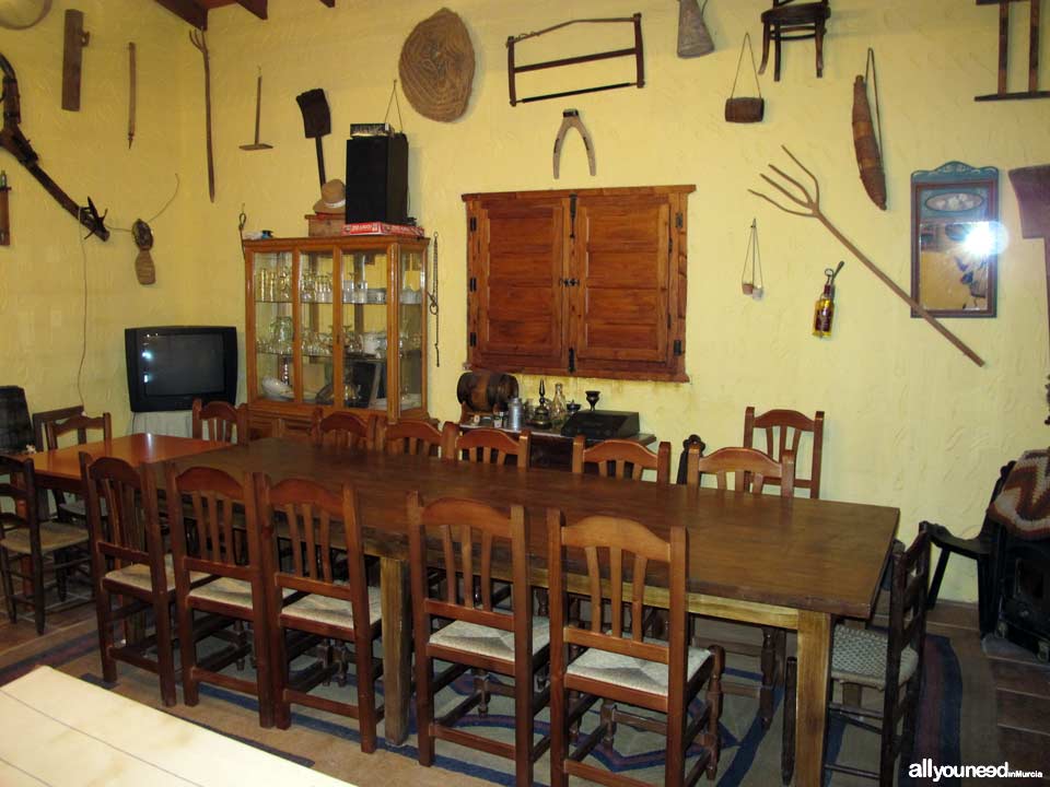 Restaurante El Fielato en Abanilla. Saborea una experiencia histórica
