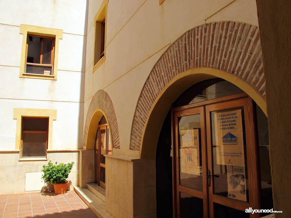 Commandancy Building