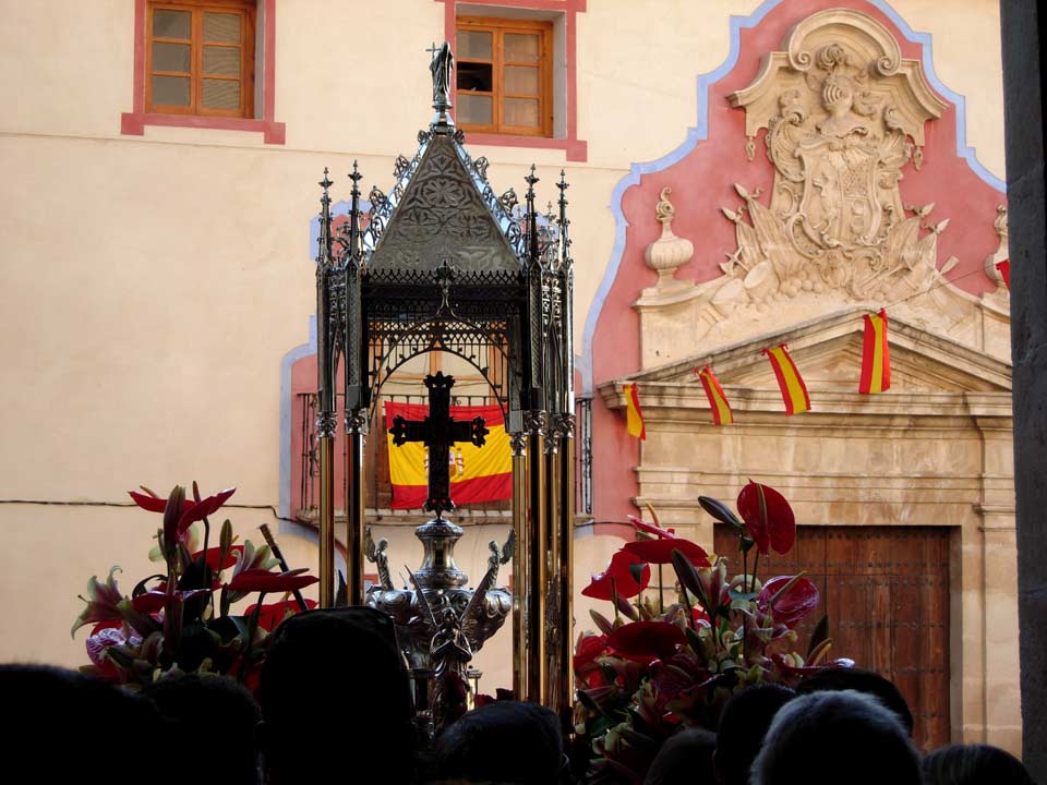 Entrada de la Santa Cruz