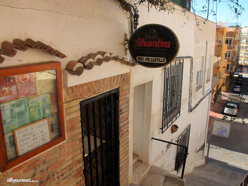 Restaurante Cafe Bar  Pie del Castillo