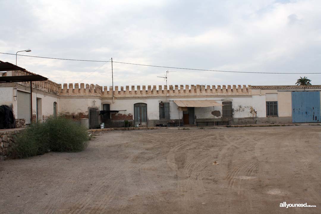 Old House. Torre de Las Palomas