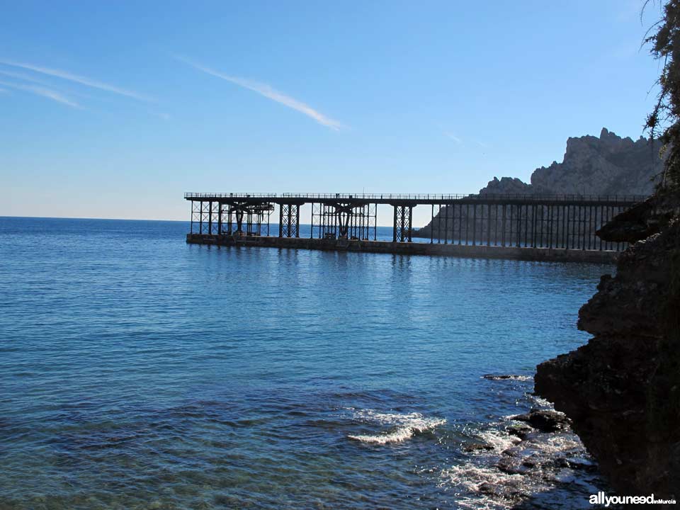 Playa del Hornillo en Aguilas. Embarcadero del Hornillo