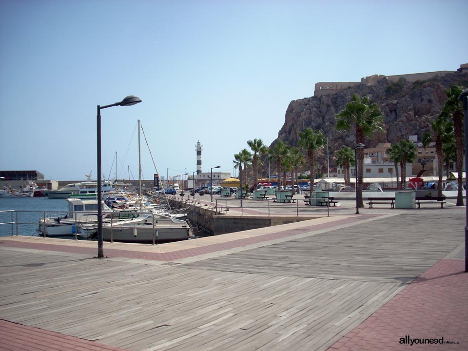 Faro de Punta Negra en Águilas. Murcia