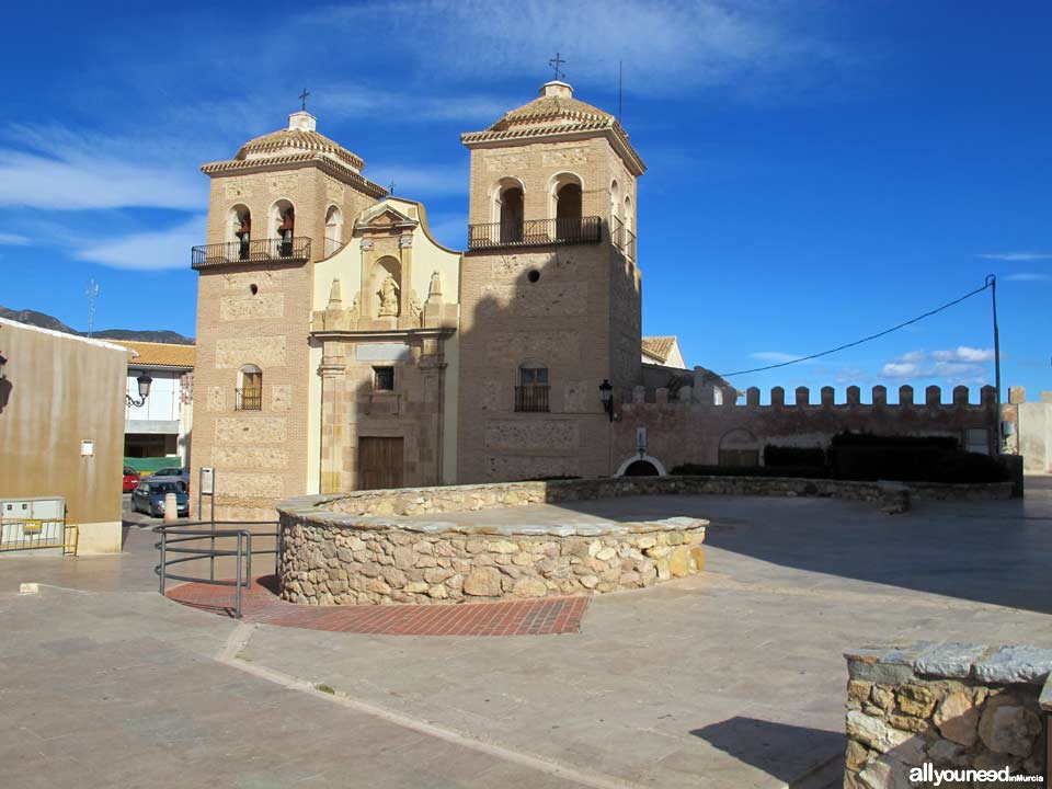 Castillo de Aledo.  Iglesia Santa Real