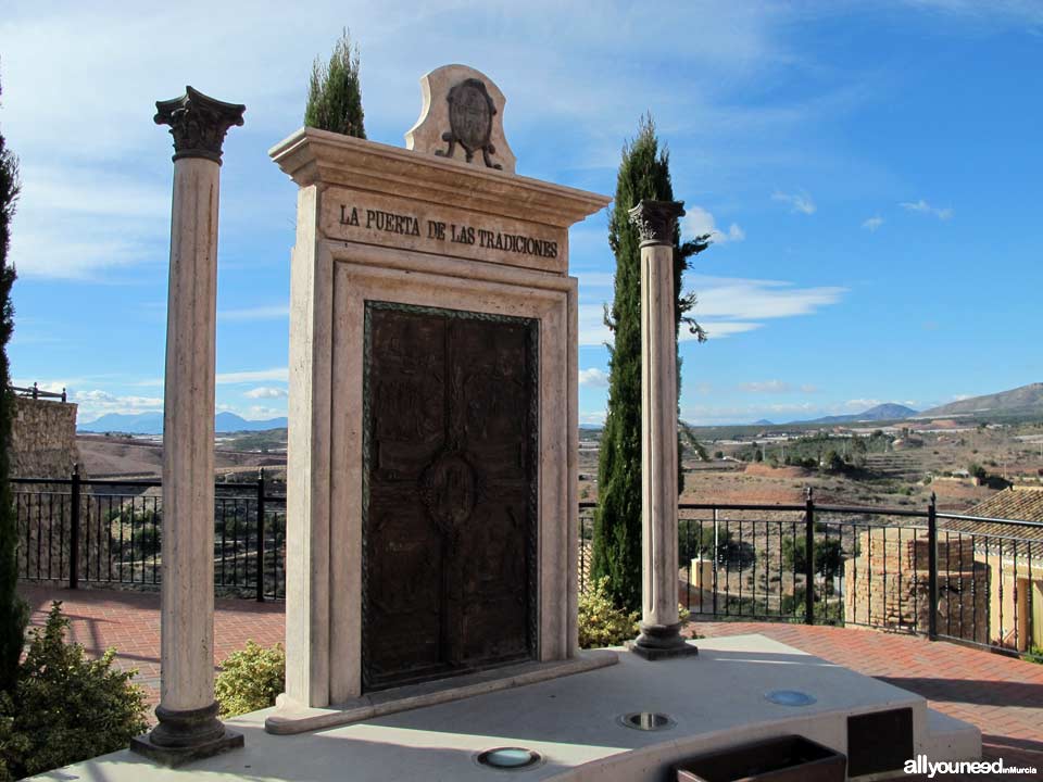 Aledo. Puerta de las Tradiciones