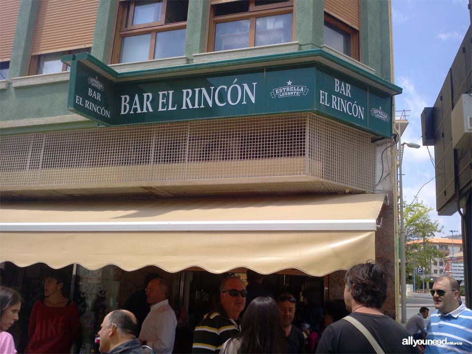 Bar Cervecería El Rincón en Alhama de Murcia. Tapas y marisco.