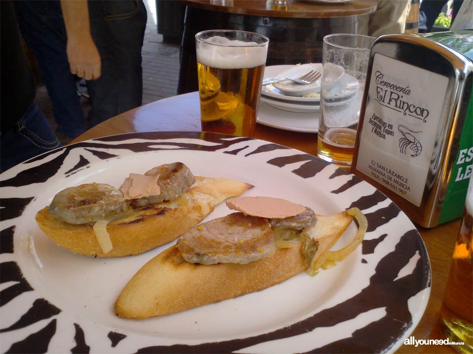 Bar Cervecería El Rincón en Alhama de Murcia. Tapas y marisco.