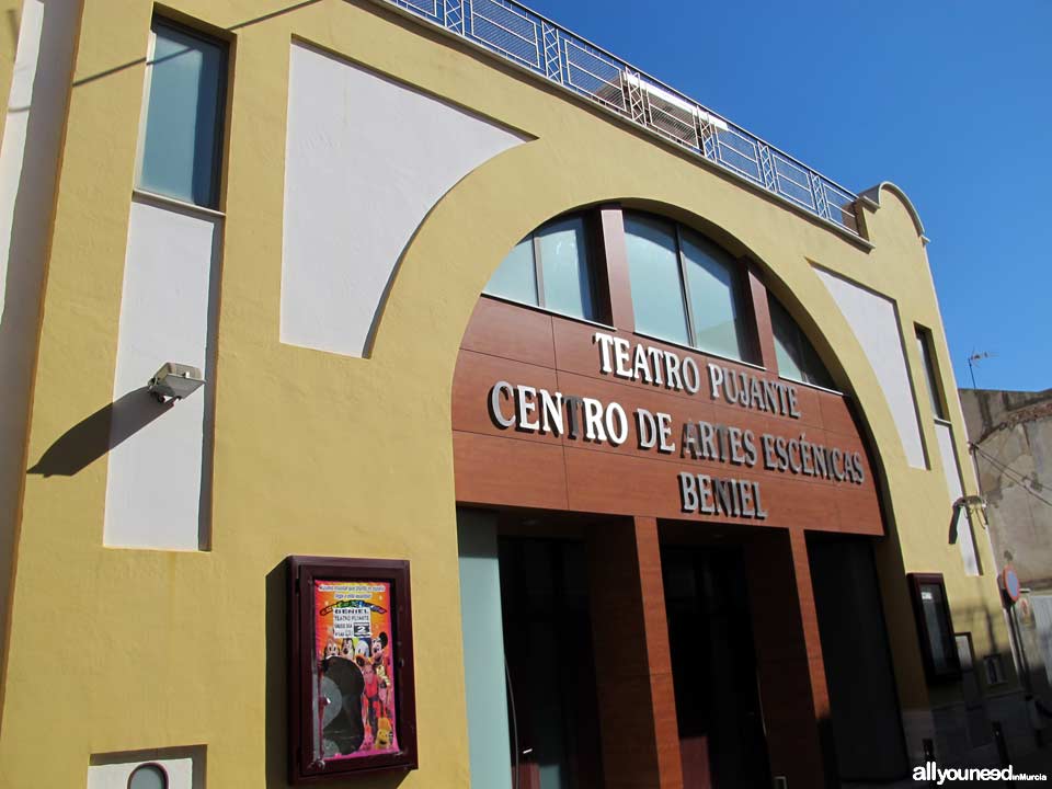 Teatro Pujante