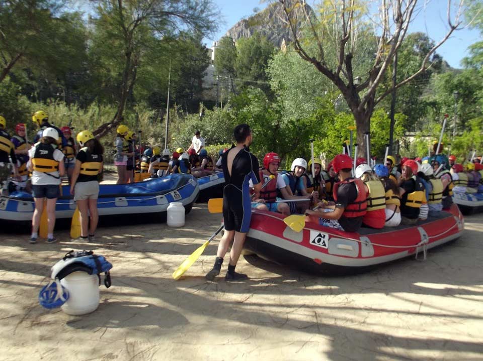 Alana Aventuras Turísticas en Blanca, piraguismo, kayak, descenso por el río Segura