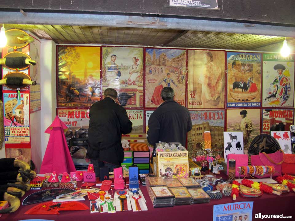 Bullfighting Art Market in Blanca. Pictures