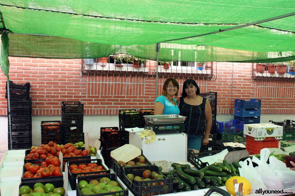 Blanca weekly street market