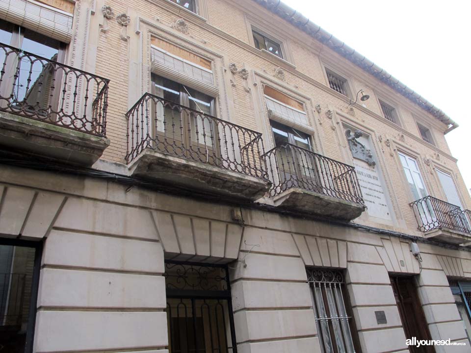 Casa Don Juan de la Gloria Artero