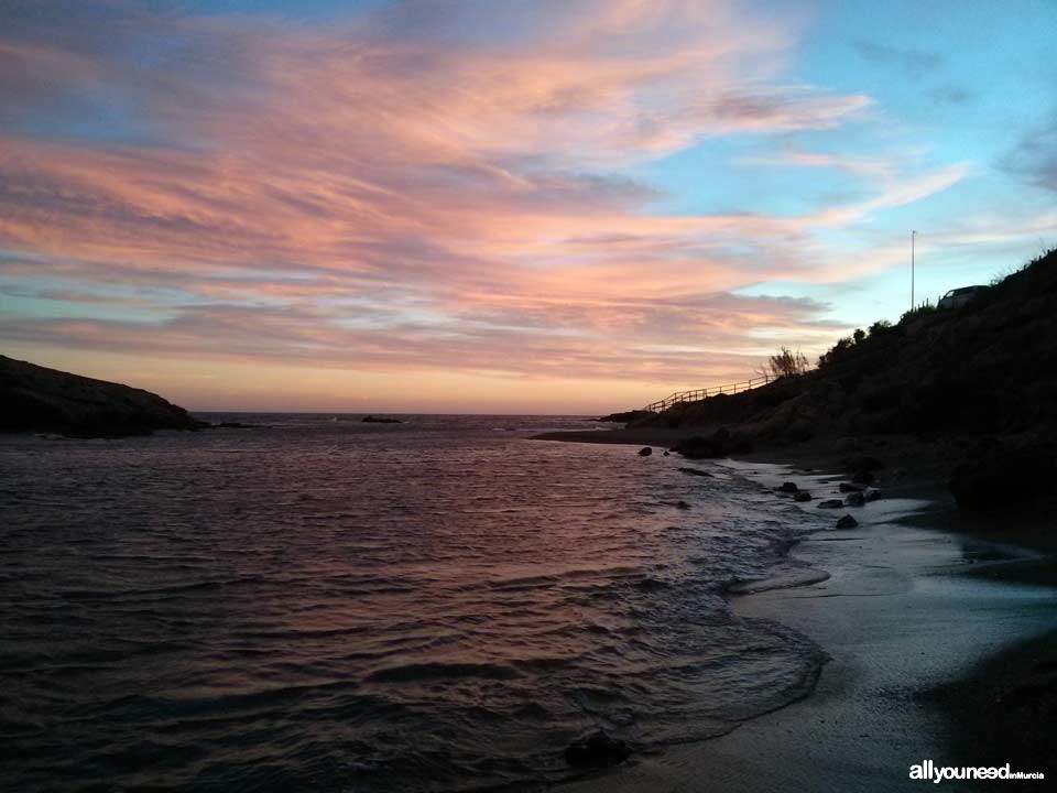 Sunset in Descargador Cove