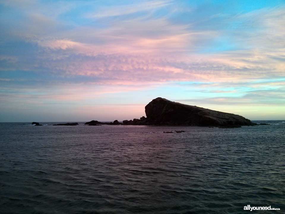 Atardecer en la Cala del Descargador