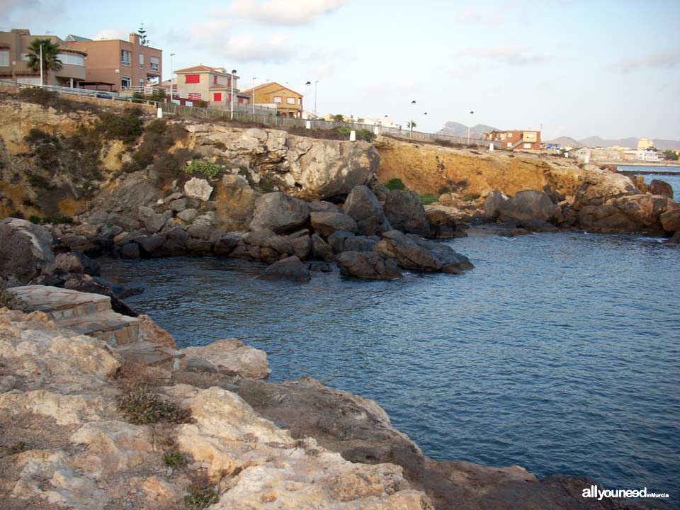 Escalerillas Cove