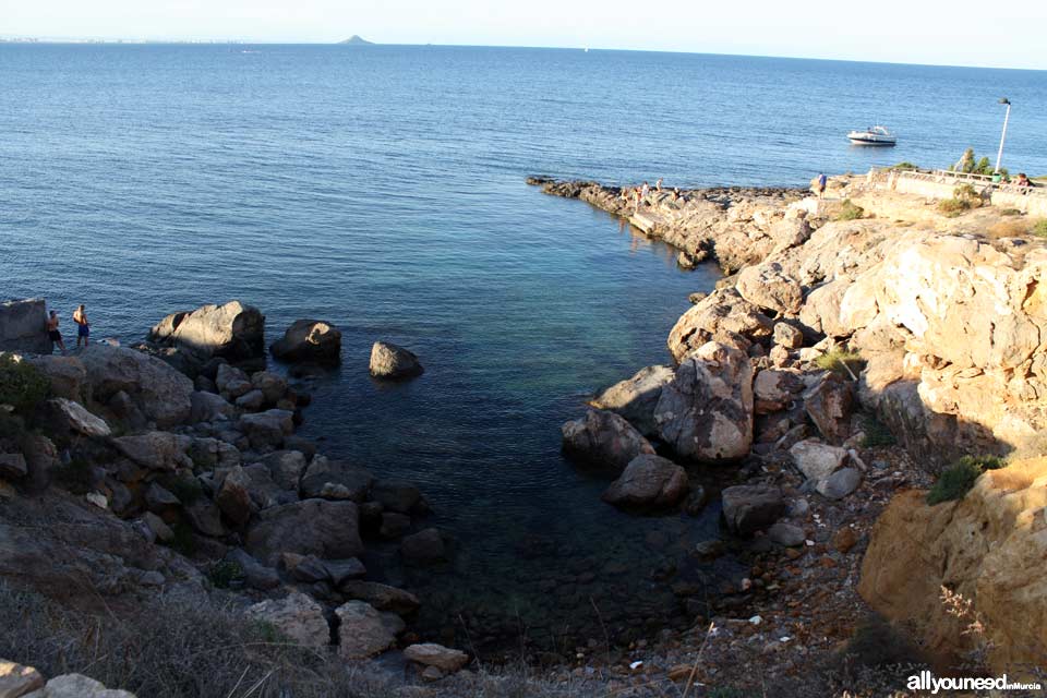Escalerillas Cove