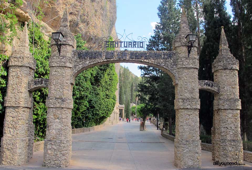 Santuario Virgen de la Esperanza in Calasparra