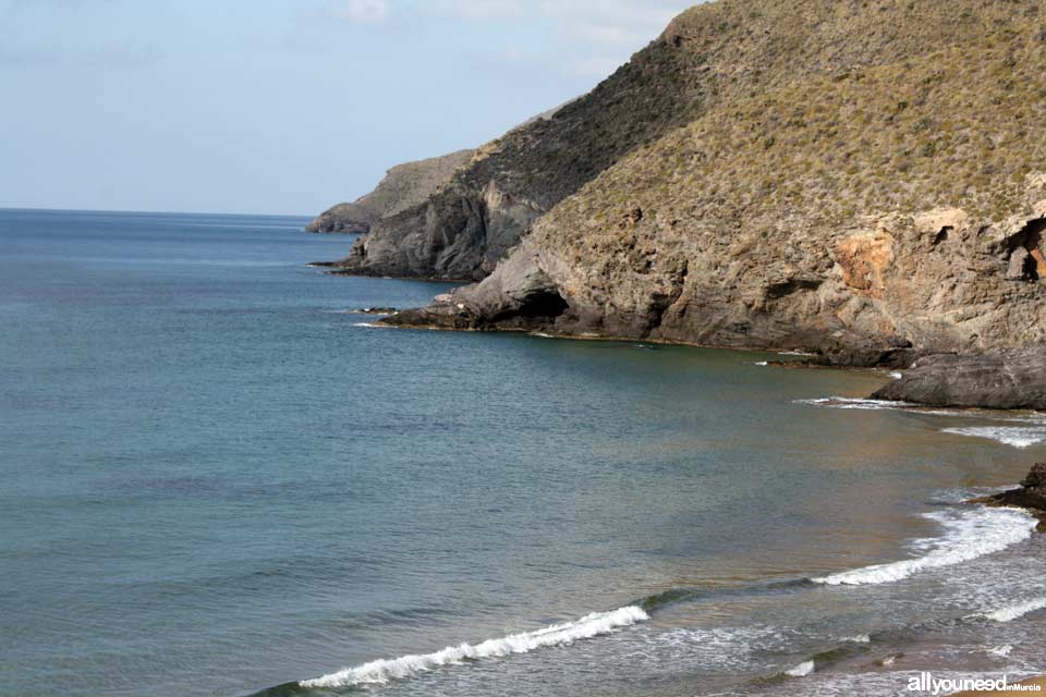 Playa Parreño. Playas de Calblanque. Baños nudistas solitarios