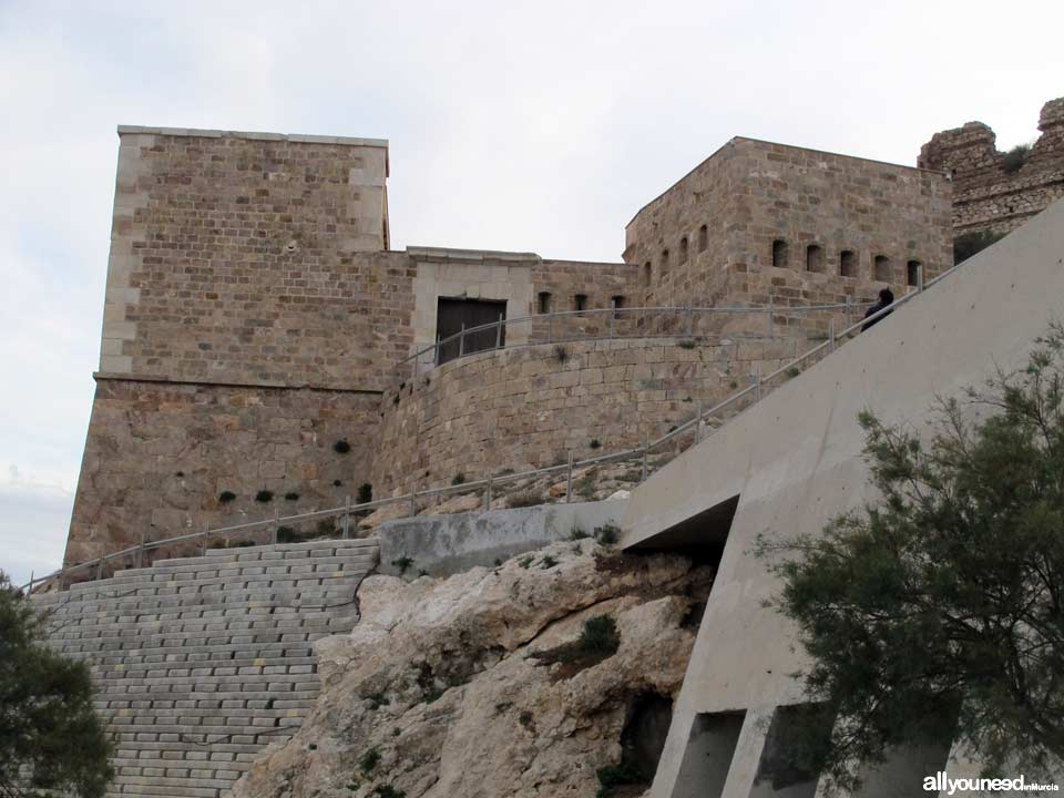 Fuerte de Navidad en el puerto de Cartagena