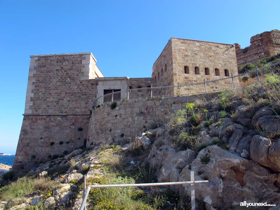 Fuerte de Navidad en el puerto de Cartagena