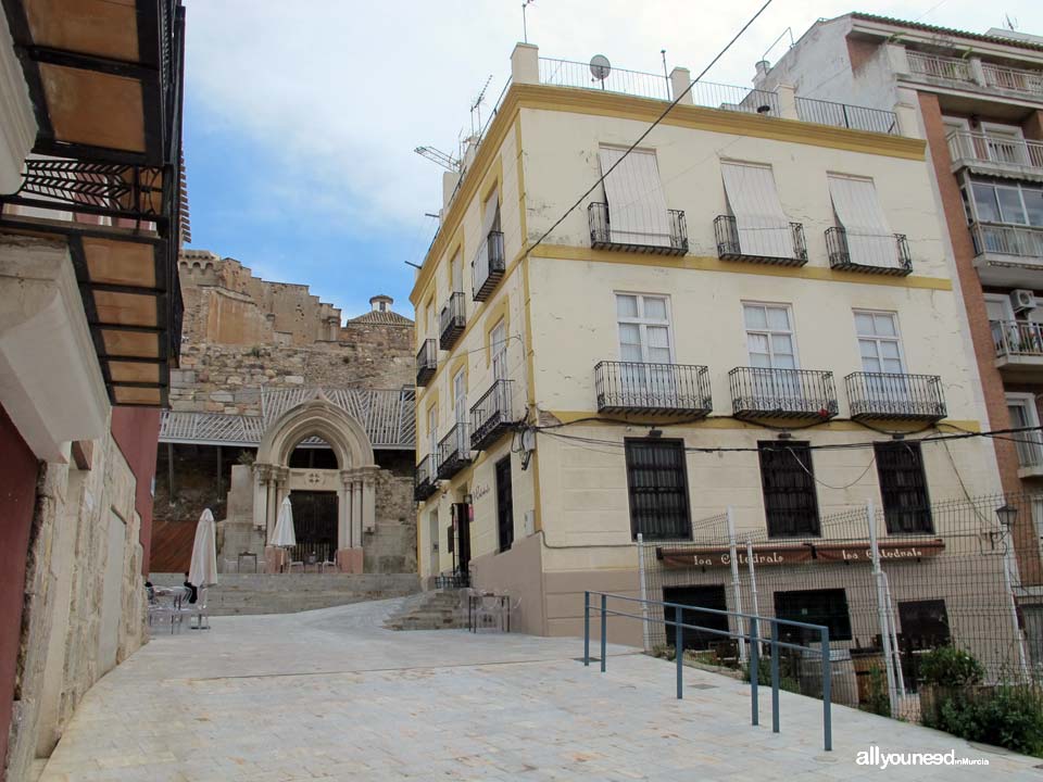 Calle Cuesta Baronesa