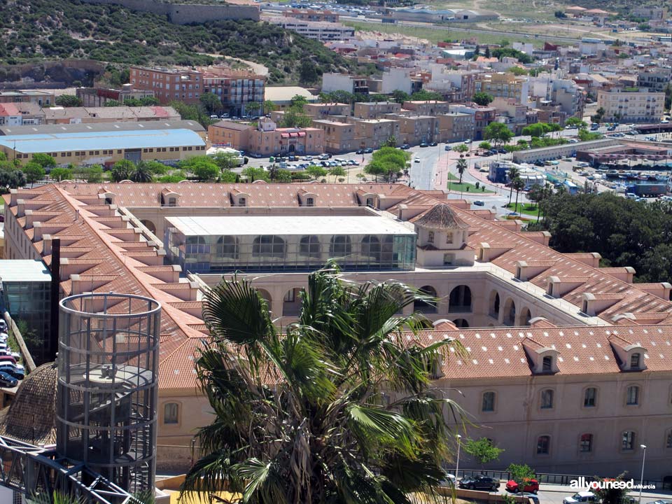 Campus Muralla del Mar