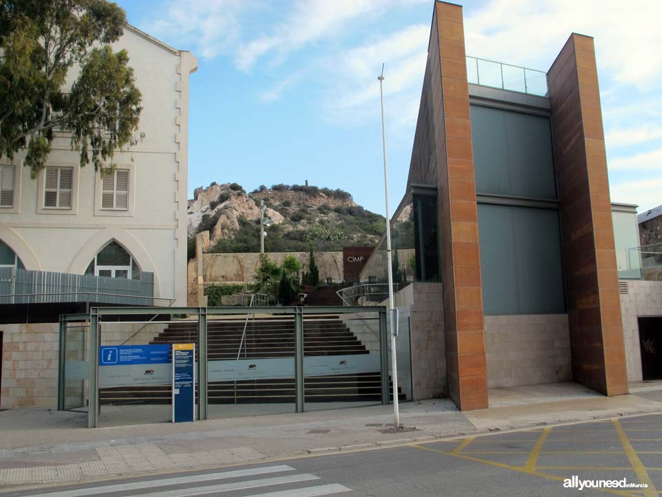 Oficina de Turismo. Centro de Interpretación de la Muralla Púnica