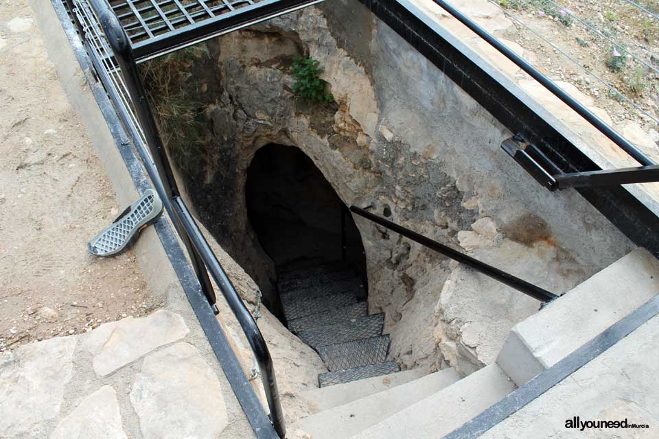 Cueva Sima de La Serreta en Cieza